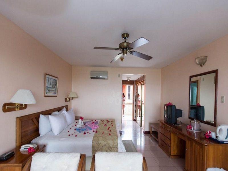 Le Grand Courlan Spa Resort Adults Only Black Rock Buitenkant foto